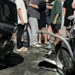 Hantaman Keras di Gading Serpong. Mobil Parkir Ringsek Ditabrak Fortuner yang Melaju Kencang