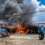 Si Jago Merah Mengamuk di Pamulang. Ruko di Parakan Ludes Terbakar.