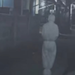 Guncang Pebayuran! Dua Kreator Pocong Palsu Akhirnya Terciduk Warga saat Ronda Malam
