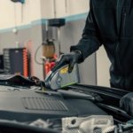 Jangan Dianggap Sepele, Penggantian Oli Rutin Berperan Penting Menjaga Performa Mesin