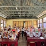 Tim BSI Explore Berbagi ATK dari Kelas ke Kelas